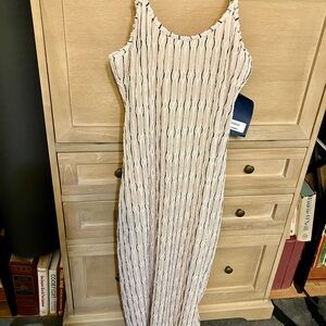 Chic Cream/Black Maxi Dress
